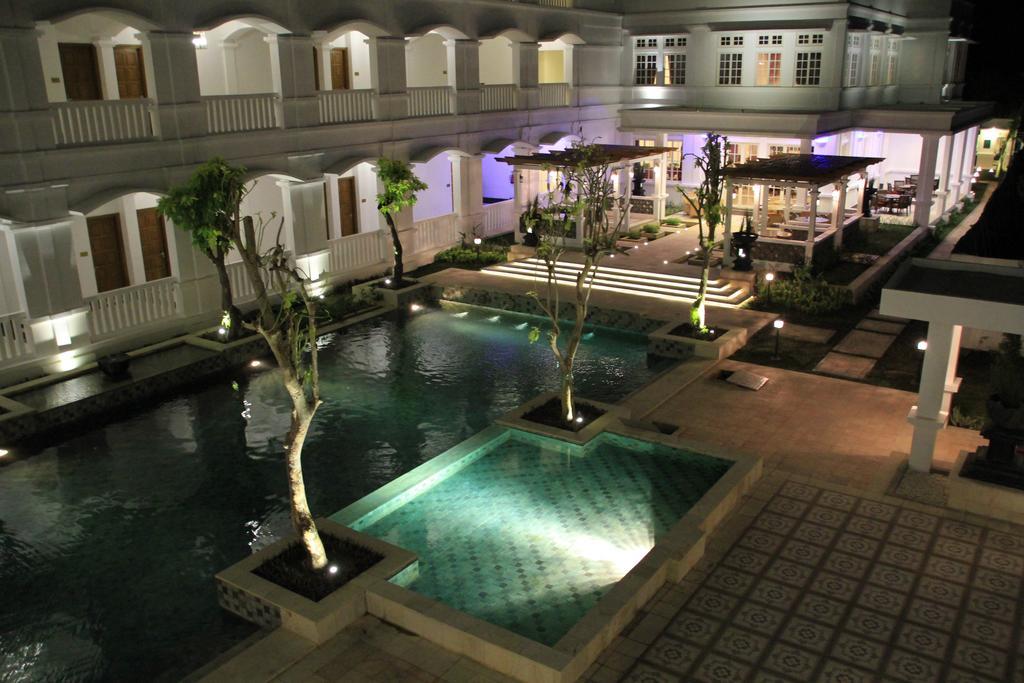 Ammi Cepu Hotel Ngoại thất bức ảnh