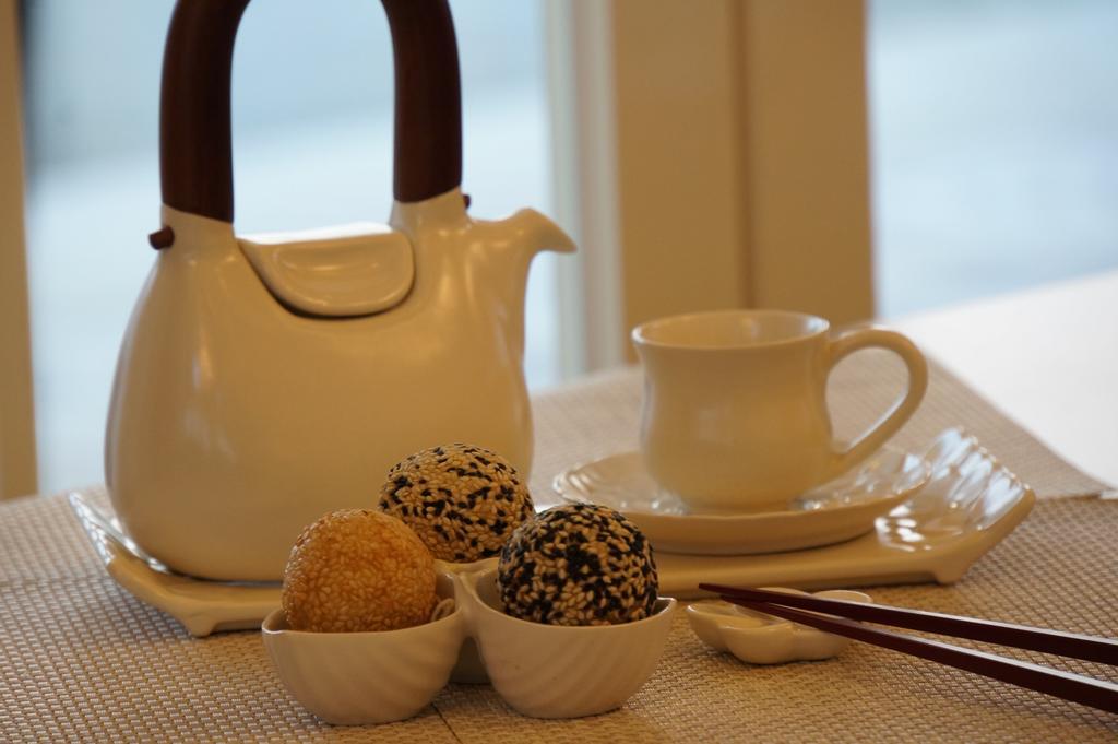 Ammi Cepu Hotel Ngoại thất bức ảnh