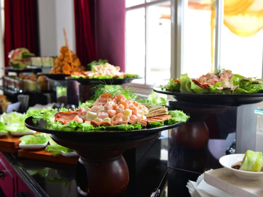 Ammi Cepu Hotel Ngoại thất bức ảnh