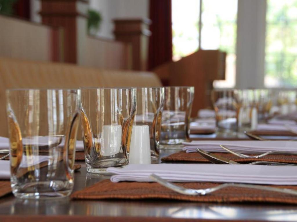 Ammi Cepu Hotel Ngoại thất bức ảnh