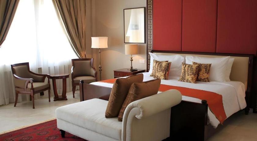 Ammi Cepu Hotel Ngoại thất bức ảnh