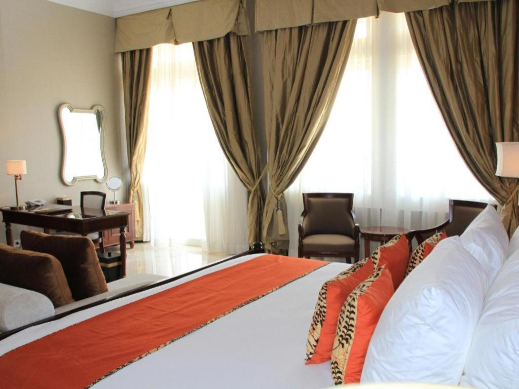 Ammi Cepu Hotel Ngoại thất bức ảnh