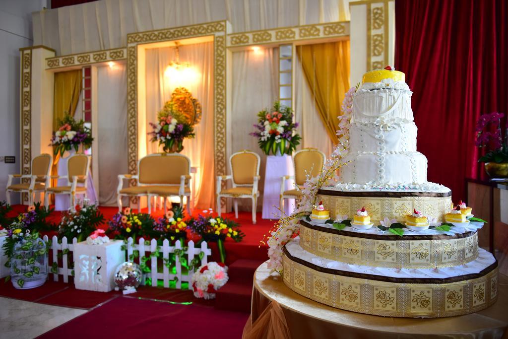 Ammi Cepu Hotel Ngoại thất bức ảnh