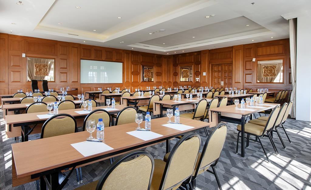 Ammi Cepu Hotel Ngoại thất bức ảnh